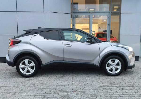 Toyota C-HR cena 74900 przebieg: 125000, rok produkcji 2017 z Radymno małe 67